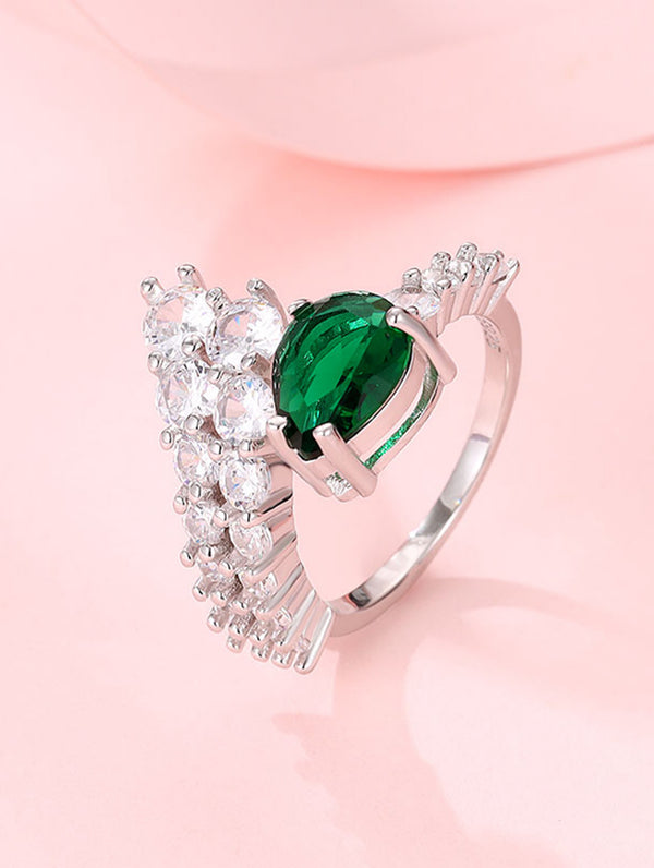 Siyajewelly Emerald Green Teardrop Crystal Statement Ring – Silver Tone Sparkling Ring for Women